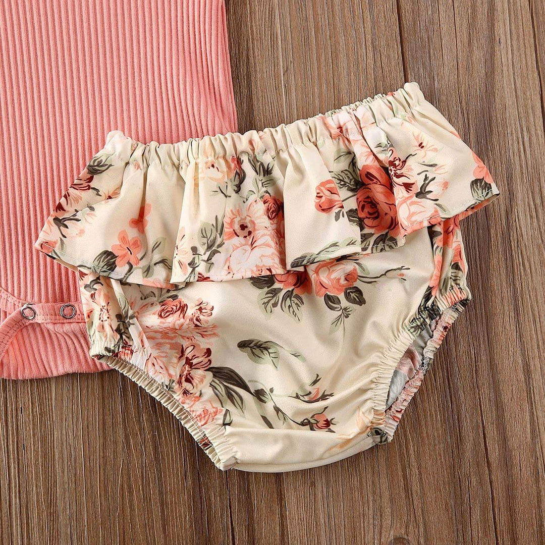 Flæseflæse med ribbet blomstret shortsæt
