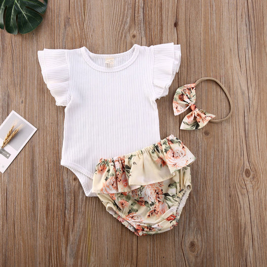 Flæseflæse med ribbet blomstret shortsæt