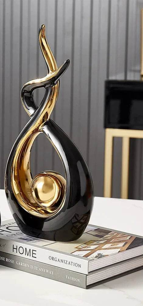 Moderne Abstrakt Keramisk Skulptur med Guldaccenter 15